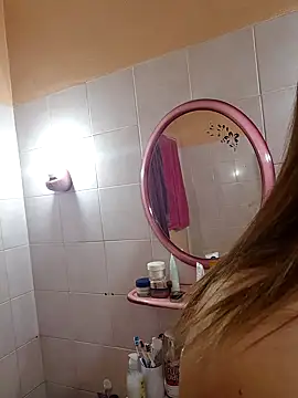 brune caliente online show from 02/15/25, 06:55