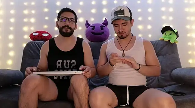 Snapshot of ErickBrant chatting on 03/21/25, 09:12 ErickBrant online show from 03/21/25, 09:12