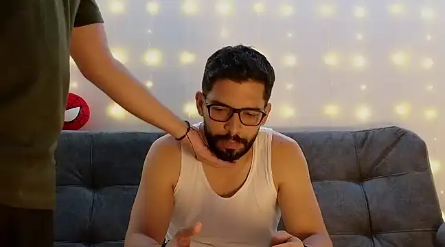 Snapshot of ErickBrant chatting on 01/15/25, 03:22 ErickBrant online show from 01/15/25, 03:22