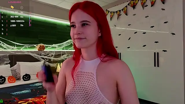 Snapshot of Rina_Red chatting on 11/02/25, 01:32 Rina Red online show from 11/02/25, 01:32