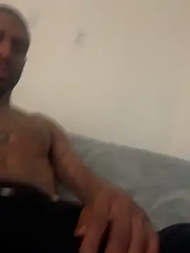 Snapshot of mileshighclub420 chatting on 03/17/25, 01:35 mileshighclub420 online show from 03/17/25, 01:35