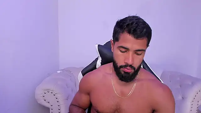 Santiago huntt online show from 11/14/25, 12:42