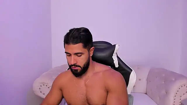 Santiago huntt online show from 02/11/26, 07:03