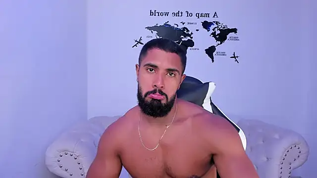 Santiago huntt online show from 09/19/25, 08:46