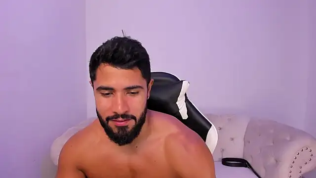 Santiago huntt online show from 02/17/26, 09:56