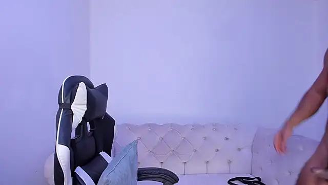 Santiago huntt online show from 12/05/25, 12:48