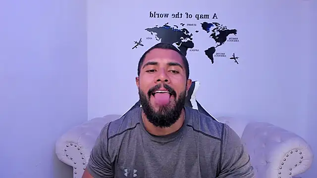 Santiago huntt online show from 10/02/25, 10:24