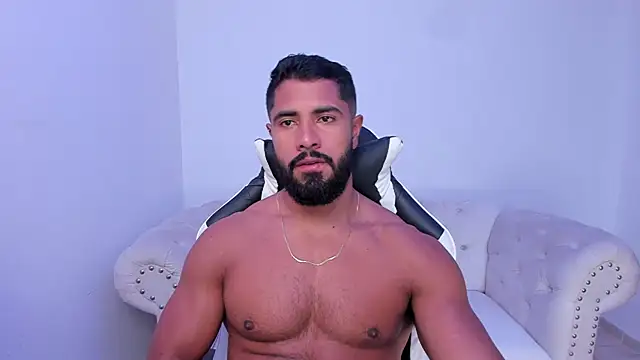 Santiago huntt online show from 12/01/25, 01:45