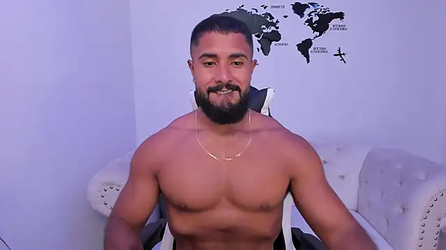 Santiago huntt online show from 09/08/25, 08:30