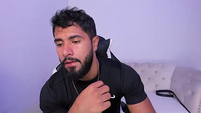 Santiago huntt online show from 02/16/26, 09:02