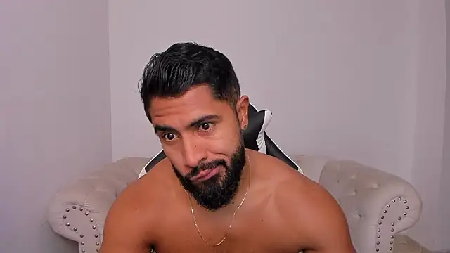 Santiago huntt online show from 01/12/26, 12:34