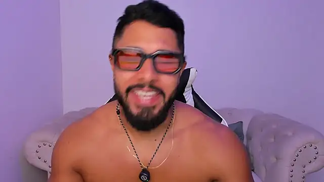 Santiago huntt online show from 03/30/26, 08:32