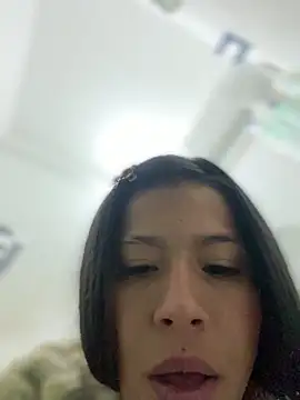Salomee Ramireez online show from 01/17/25, 10:23