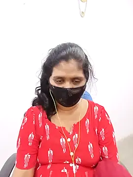 Snapshot of Lucky-Deepthi chatting on 02/19/25, 12:35 Lucky-Deepthi online show from 02/19/25, 12:35