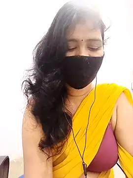 Snapshot of Lucky-Deepthi chatting on 09/21/25, 01:11 Lucky-Deepthi online show from 09/21/25, 01:11