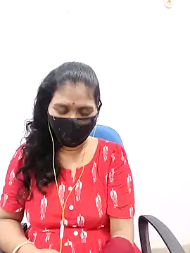 Snapshot of Lucky-Deepthi chatting on 02/18/25, 09:31 Lucky-Deepthi online show from 02/18/25, 09:31