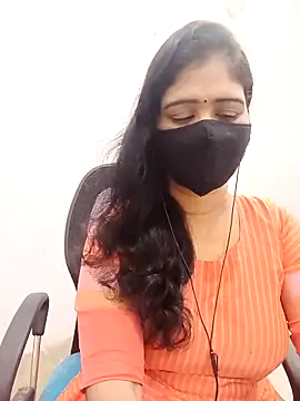 Lucky-Deepthi online show from 04/10/26, 12:06