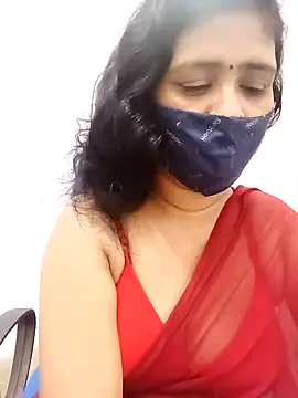 Snapshot of Lucky-Deepthi chatting on 03/21/25, 09:01 Lucky-Deepthi online show from 03/21/25, 09:01