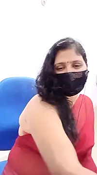 Snapshot of Lucky-Deepthi chatting on 03/02/25, 05:09 Lucky-Deepthi online show from 03/02/25, 05:09