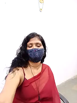 Snapshot of Lucky-Deepthi chatting on 02/26/25, 11:30 Lucky-Deepthi online show from 02/26/25, 11:30