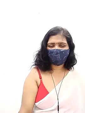 Snapshot of Lucky-Deepthi chatting on 03/07/25, 06:54 Lucky-Deepthi online show from 03/07/25, 06:54