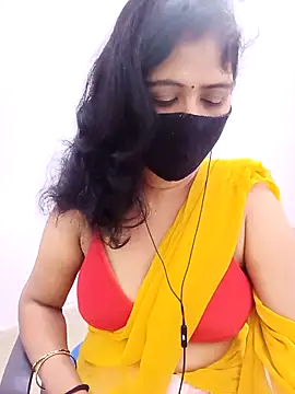 Snapshot of Lucky-Deepthi chatting on 10/15/25, 10:18 Lucky-Deepthi online show from 10/15/25, 10:18