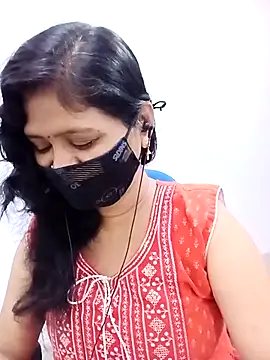 Snapshot of Lucky-Deepthi chatting on 03/16/25, 12:45 Lucky-Deepthi online show from 03/16/25, 12:45