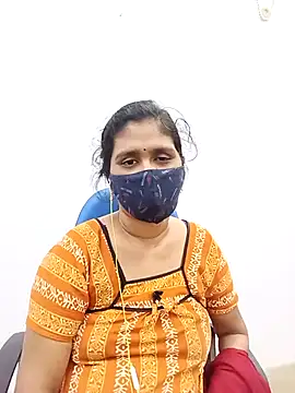 Snapshot of Lucky-Deepthi chatting on 02/17/25, 07:12 Lucky-Deepthi online show from 02/17/25, 07:12