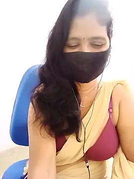 Lucky-Deepthi online show from 11/21/25, 11:59