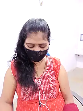 Snapshot of Lucky-Deepthi chatting on 03/09/25, 04:00 Lucky-Deepthi online show from 03/09/25, 04:00