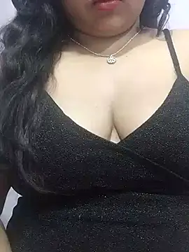 Snapshot of BigAssSarah chatting on 02/15/25, 12:54 BigAssSarah online show from 02/15/25, 12:54