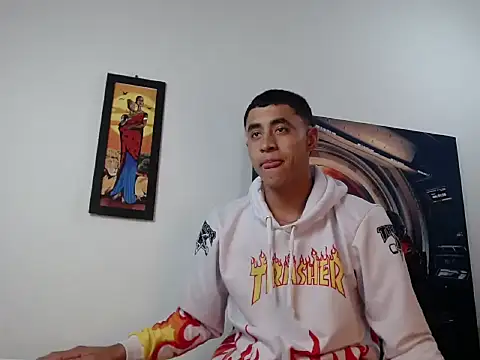 Cris steban1 online show from 02/13/26, 03:06