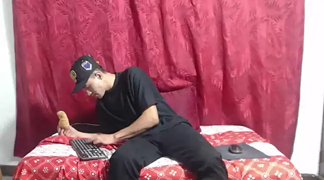 Cris steban1 online show from 01/10/25, 09:13