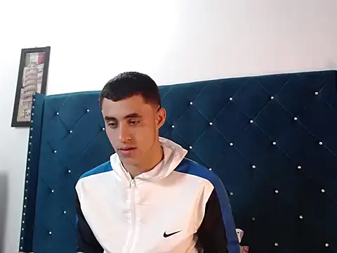 Cris steban1 online show from 02/11/26, 10:09