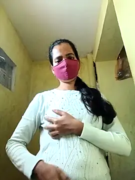 Pooja cut online show from 10/31/25, 07:05