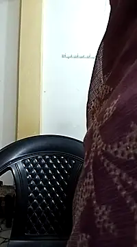 Snapshot of priyancyfun chatting on 03/21/25, 12:40 priyancyfun online show from 03/21/25, 12:40