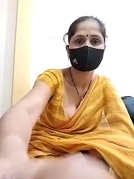Snapshot of priyancyfun chatting on 03/16/25, 11:26 priyancyfun online show from 03/16/25, 11:26