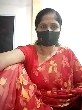 Snapshot of priyancyfun chatting on 10/02/25, 02:37 priyancyfun online show from 10/02/25, 02:37