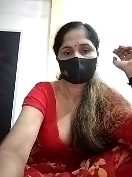 Snapshot of priyancyfun chatting on 09/21/25, 02:28 priyancyfun online show from 09/21/25, 02:28
