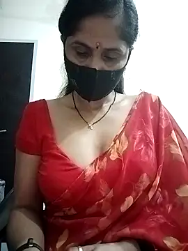 Snapshot of priyancyfun chatting on 09/08/25, 04:39 priyancyfun online show from 09/08/25, 04:39
