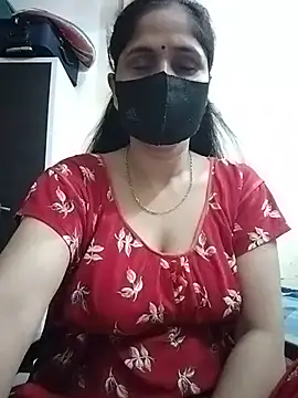 Snapshot of priyancyfun chatting on 07/10/26, 01:27 priyancyfun online show from 07/10/26, 01:27