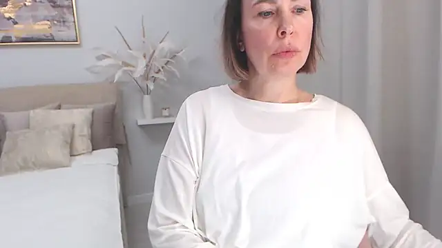 AnnyUBright online show from 03/20/25, 02:53