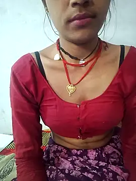 Snapshot of Amaya_Bajwa chatting on 03/12/25, 11:32 Amaya Bajwa online show from 03/12/25, 11:32