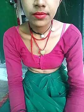 Snapshot of Amaya_Bajwa chatting on 03/17/25, 10:49 Amaya Bajwa online show from 03/17/25, 10:49