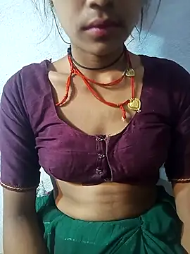 Snapshot of Amaya_Bajwa chatting on 03/19/25, 10:20 Amaya Bajwa online show from 03/19/25, 10:20