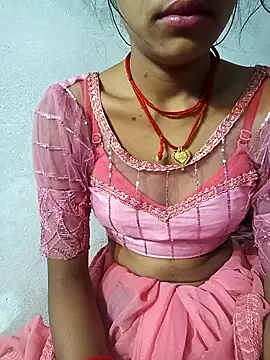 Snapshot of Amaya_Bajwa chatting on 02/28/25, 09:33 Amaya Bajwa online show from 02/28/25, 09:33