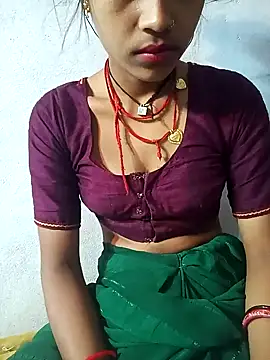 Snapshot of Amaya_Bajwa chatting on 03/17/25, 09:57 Amaya Bajwa online show from 03/17/25, 09:57