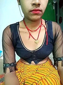 Snapshot of Amaya_Bajwa chatting on 02/28/25, 04:54 Amaya Bajwa online show from 02/28/25, 04:54
