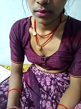 Snapshot of Amaya_Bajwa chatting on 02/27/25, 11:06 Amaya Bajwa online show from 02/27/25, 11:06