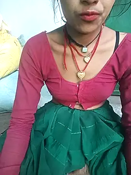 Snapshot of Amaya_Bajwa chatting on 03/21/25, 10:06 Amaya Bajwa online show from 03/21/25, 10:06